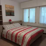 La Casetta Gialla 아파트 *